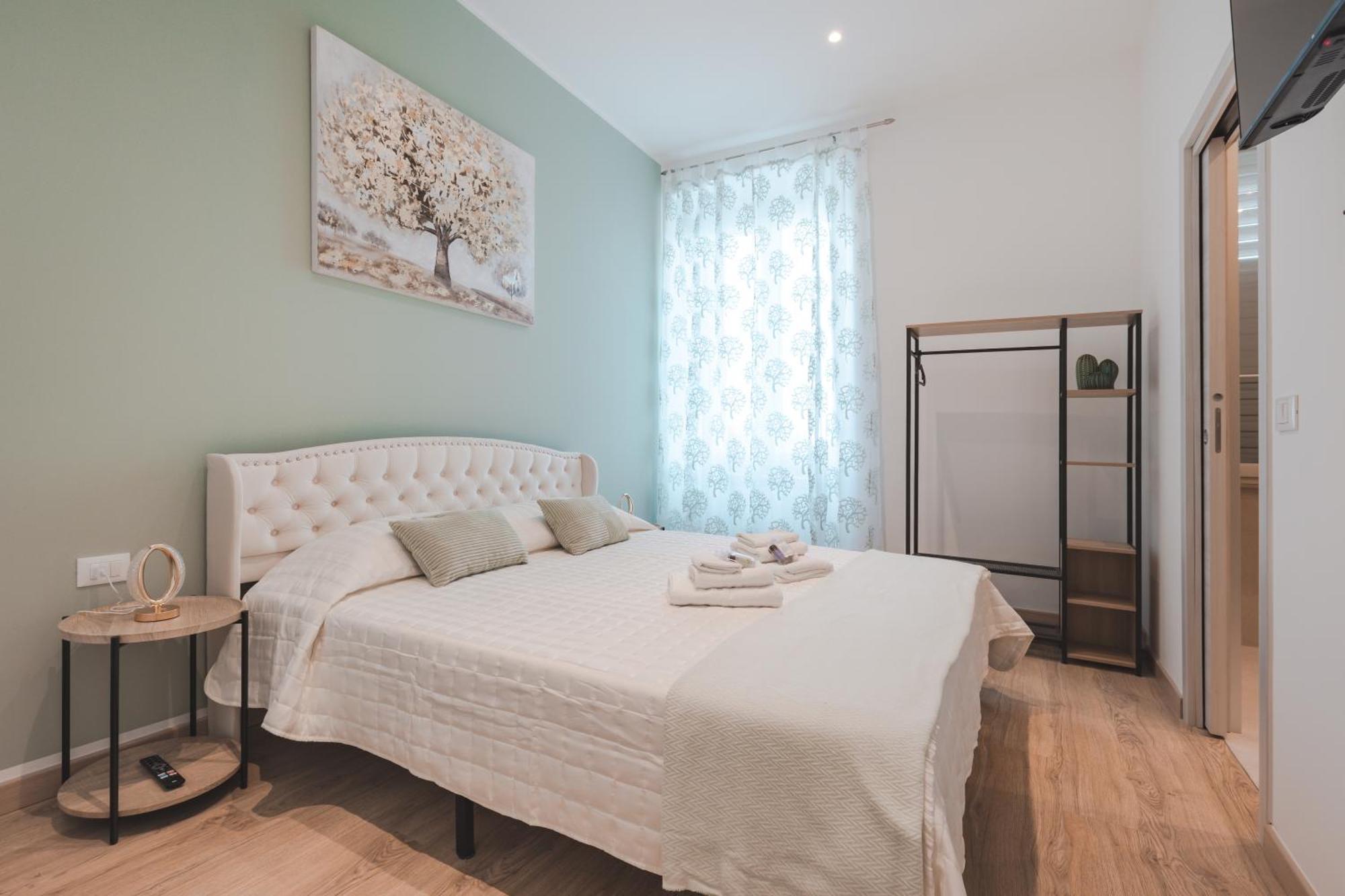 Arcobaleno Trieste Via Udine 19 Ngoại thất bức ảnh